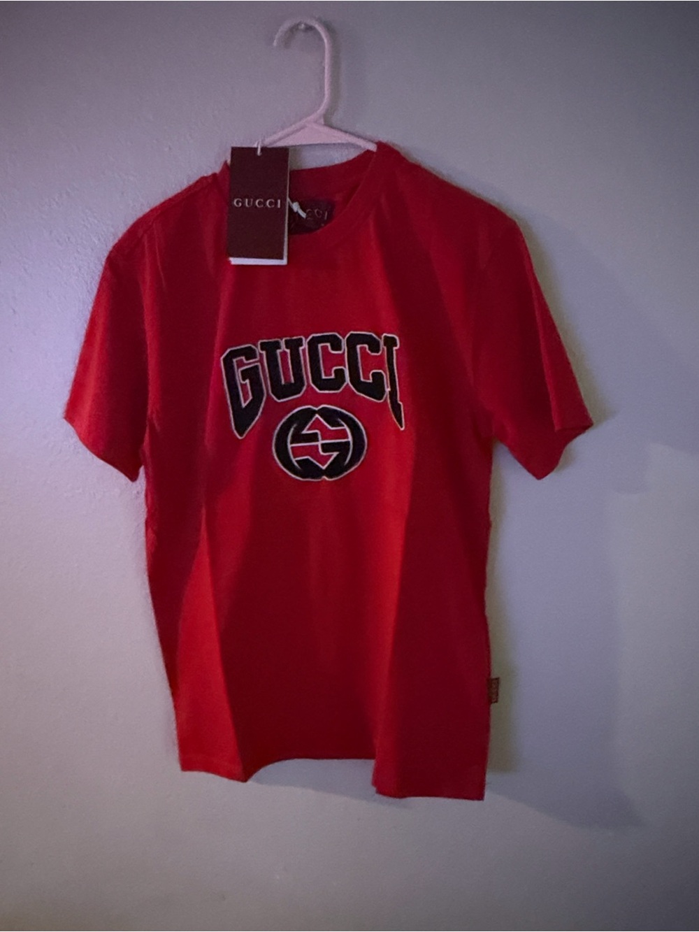 Gucci Red Logo Arch Graphic Short Sleeve Tee